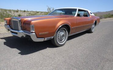 Lincoln-town-car-1972-orange-1