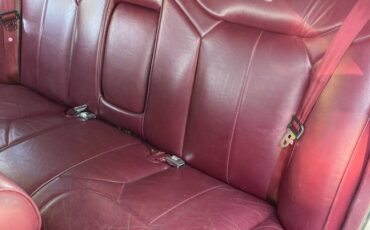 Lincoln-town-car-1991-grey-10