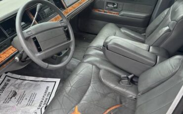 Lincoln-town-car-1993-black-4
