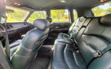 Lincoln-town-car-1995-silver-10