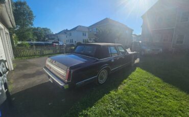 Lincoln-town-car-signature-limited-1988-custom-7