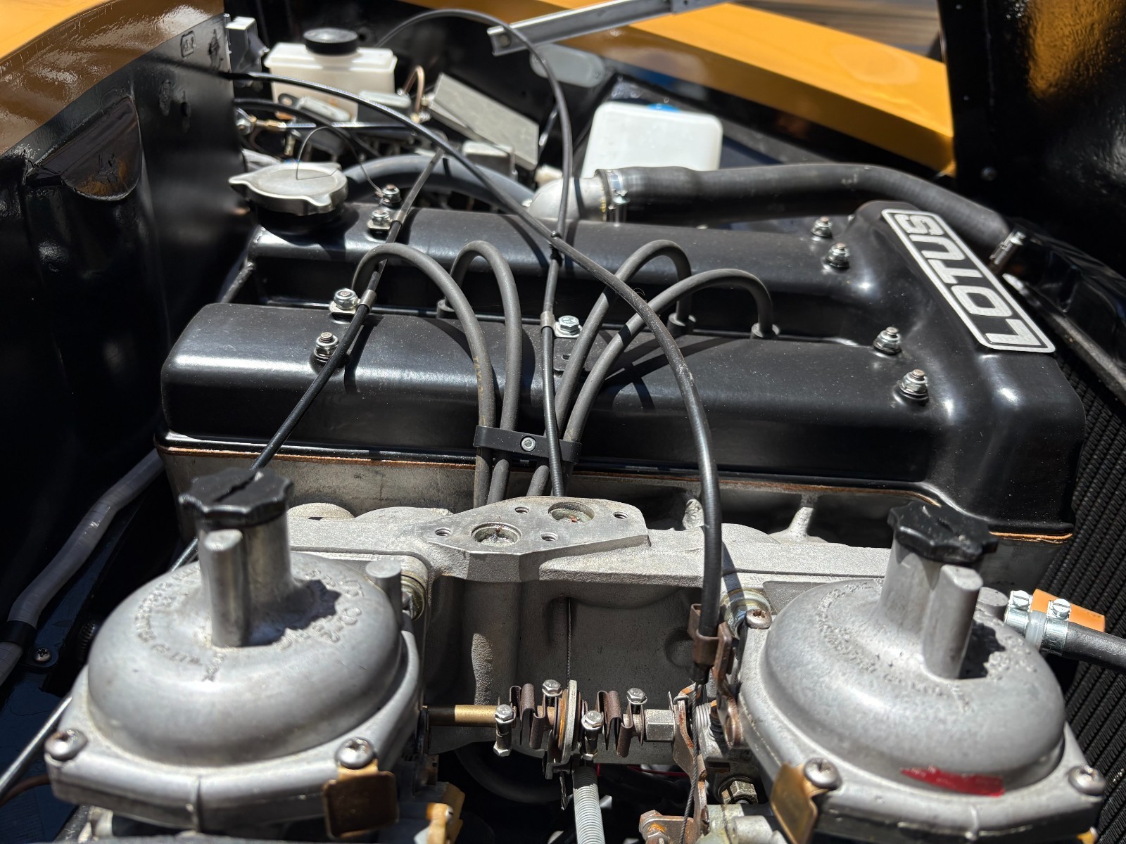 Lotus-Elan-1971-Coupe-23