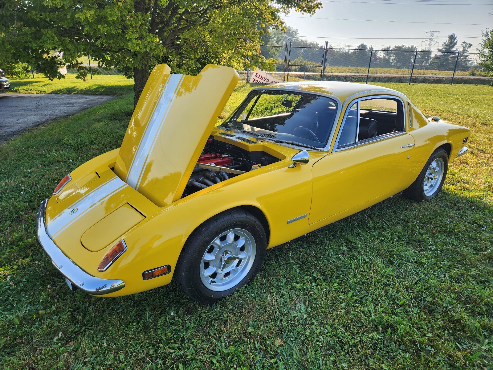 Lotus-Elan-2-1971-Coupe-13