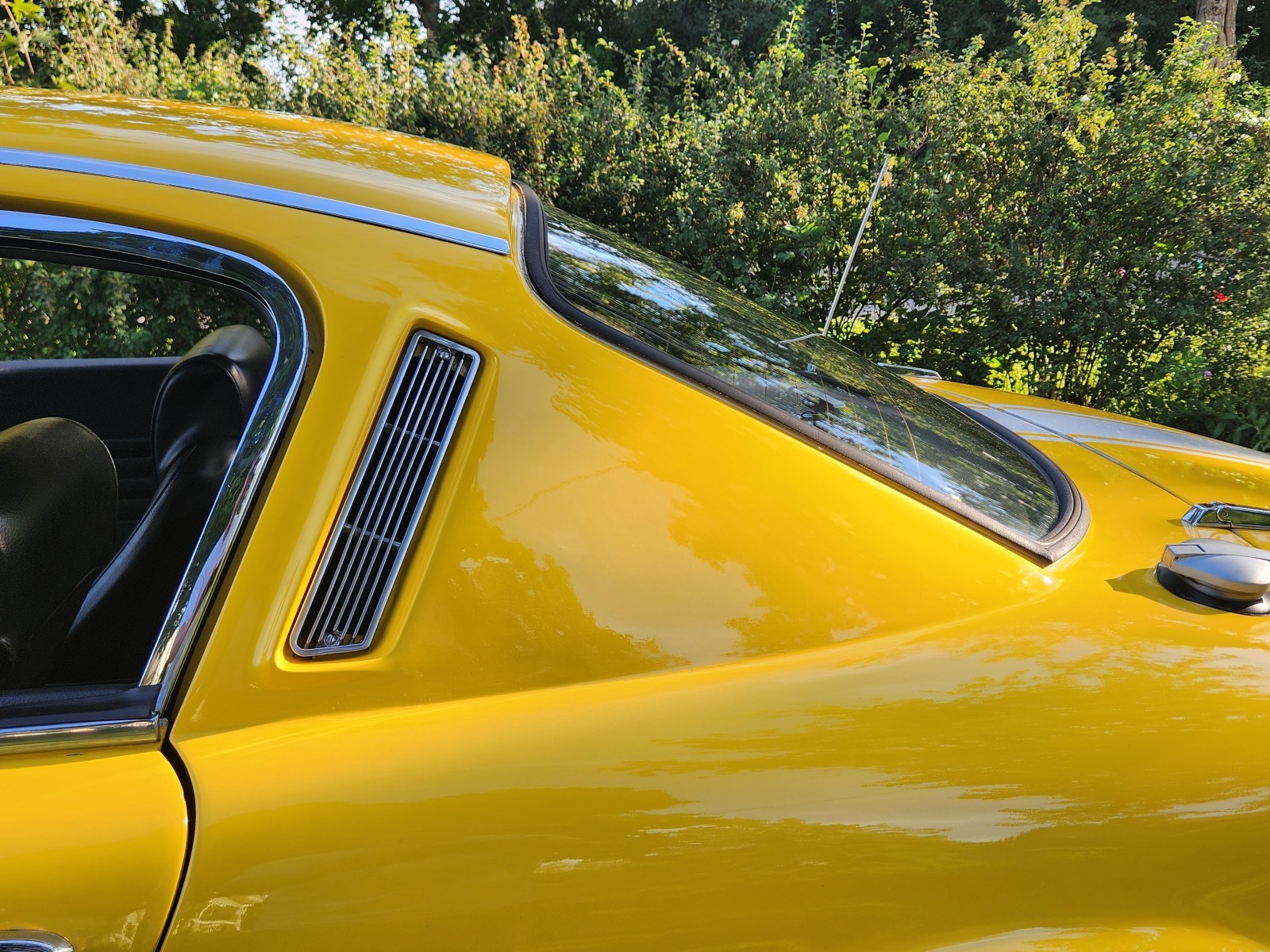 Lotus-Elan-2-1971-Coupe-7