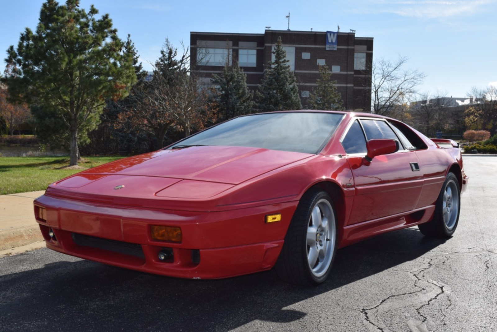 Lotus-Esprit-1989-Coupe-1
