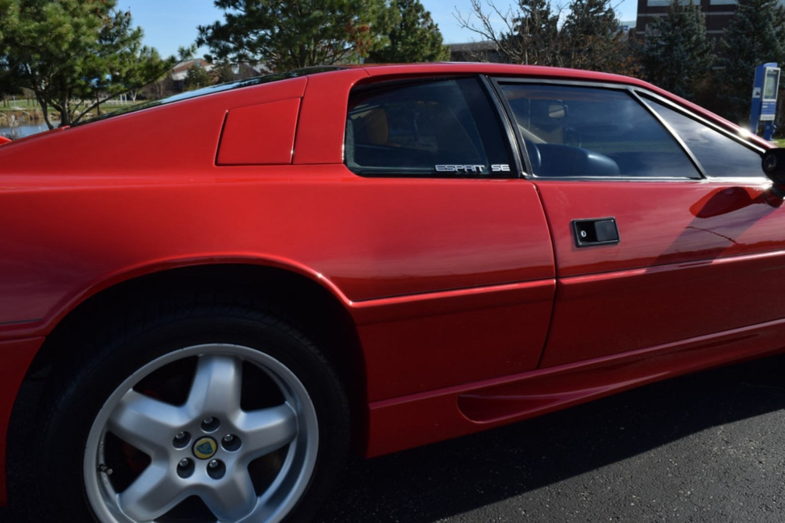 Lotus-Esprit-1989-Coupe-13