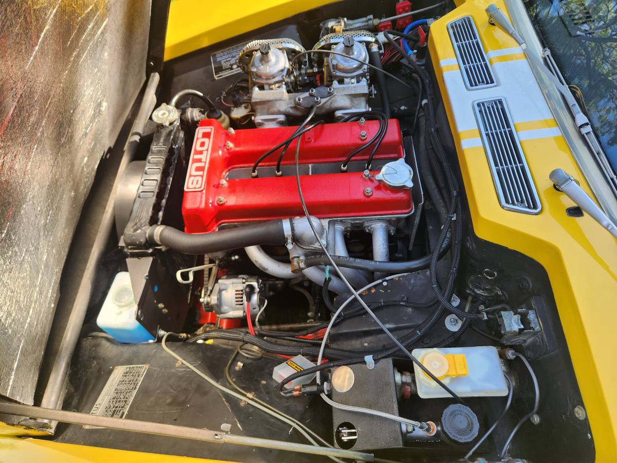 Lotus-elan-2-s-1971-yellow-13