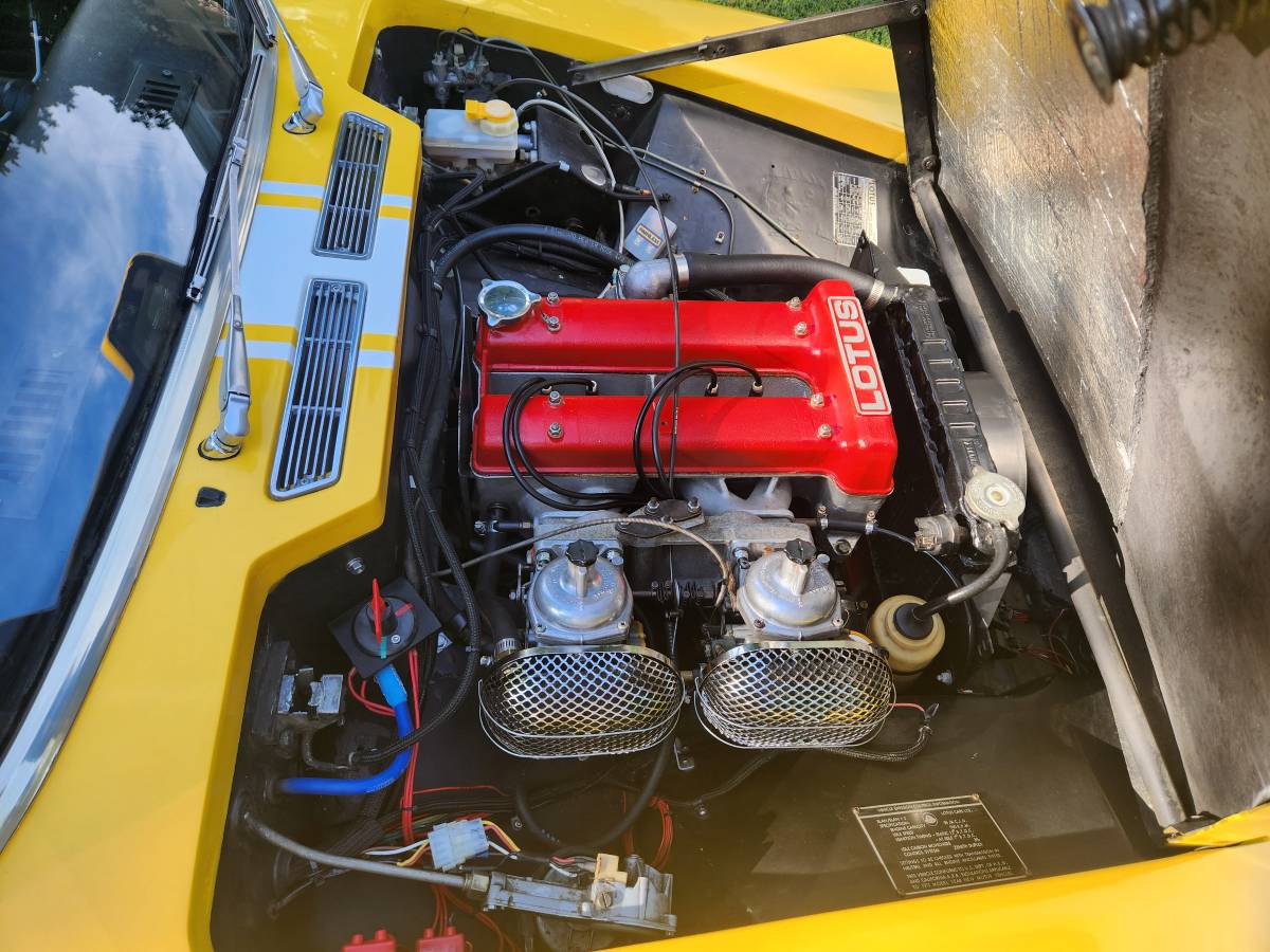 Lotus-elan-2-s-1971-yellow-15