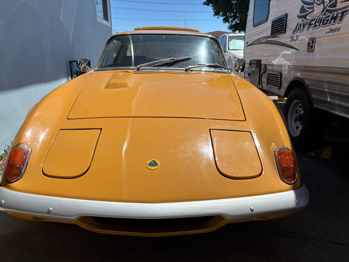 Lotus-elan-2s-1971-custom-4