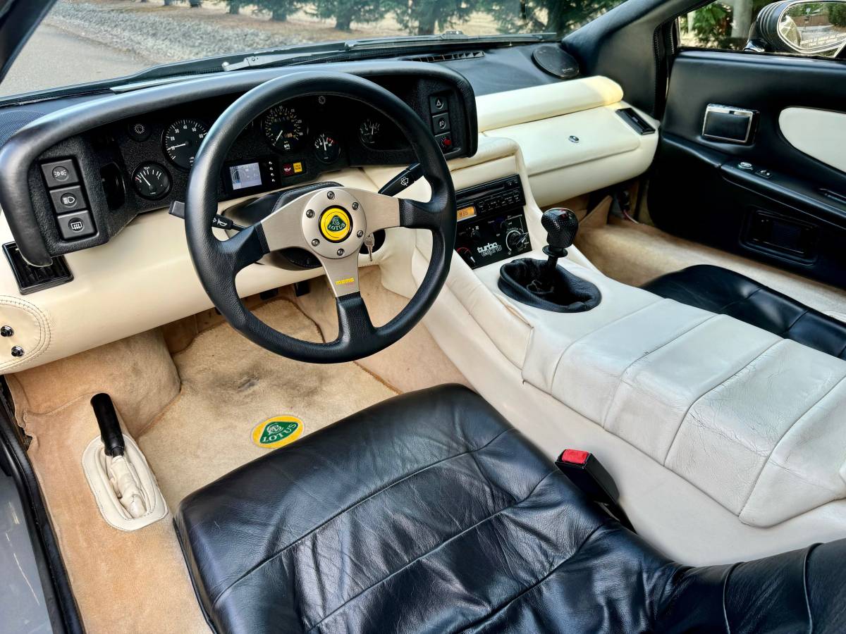 Lotus-esprit-se-1989-7