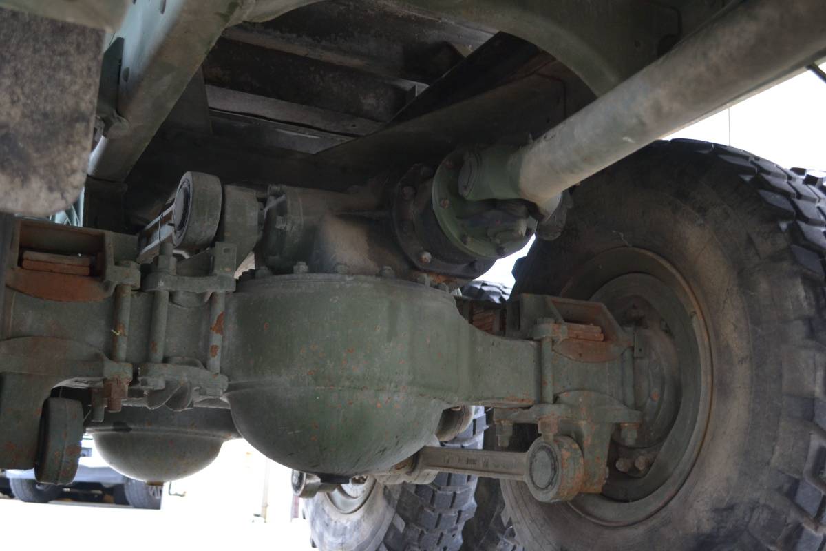 M813a-6x5-diesel-1982-green-10