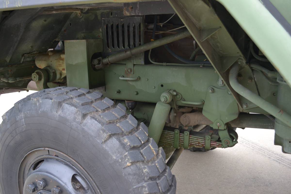 M813a-6x5-diesel-1982-green-12