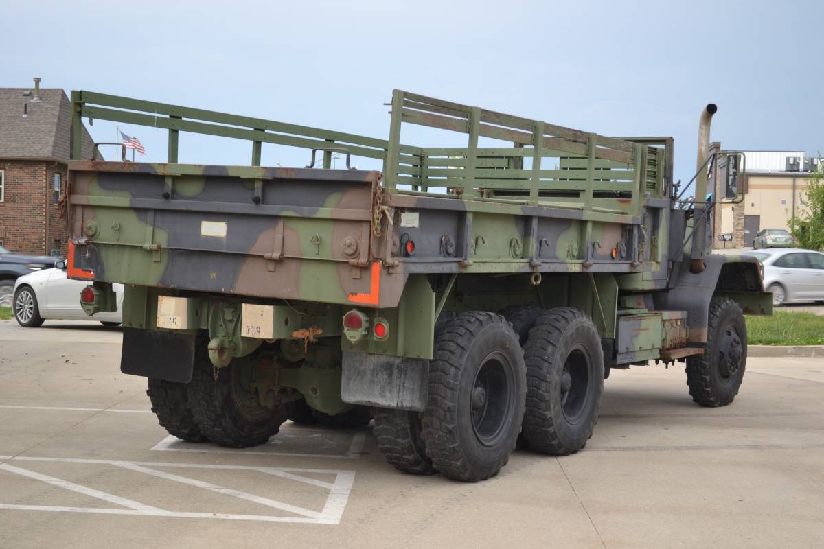 M813a-6x5-diesel-1982-green-3