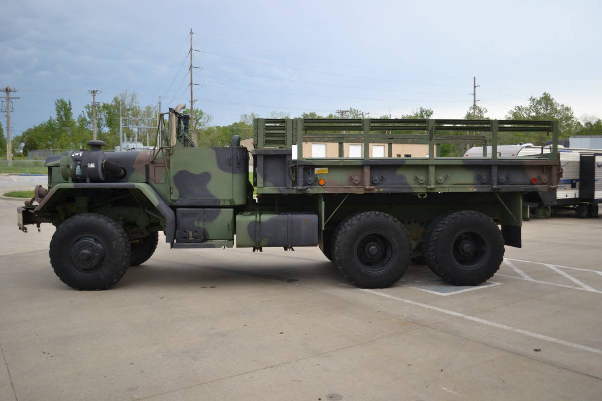 M813a-6x5-diesel-1982-green-5