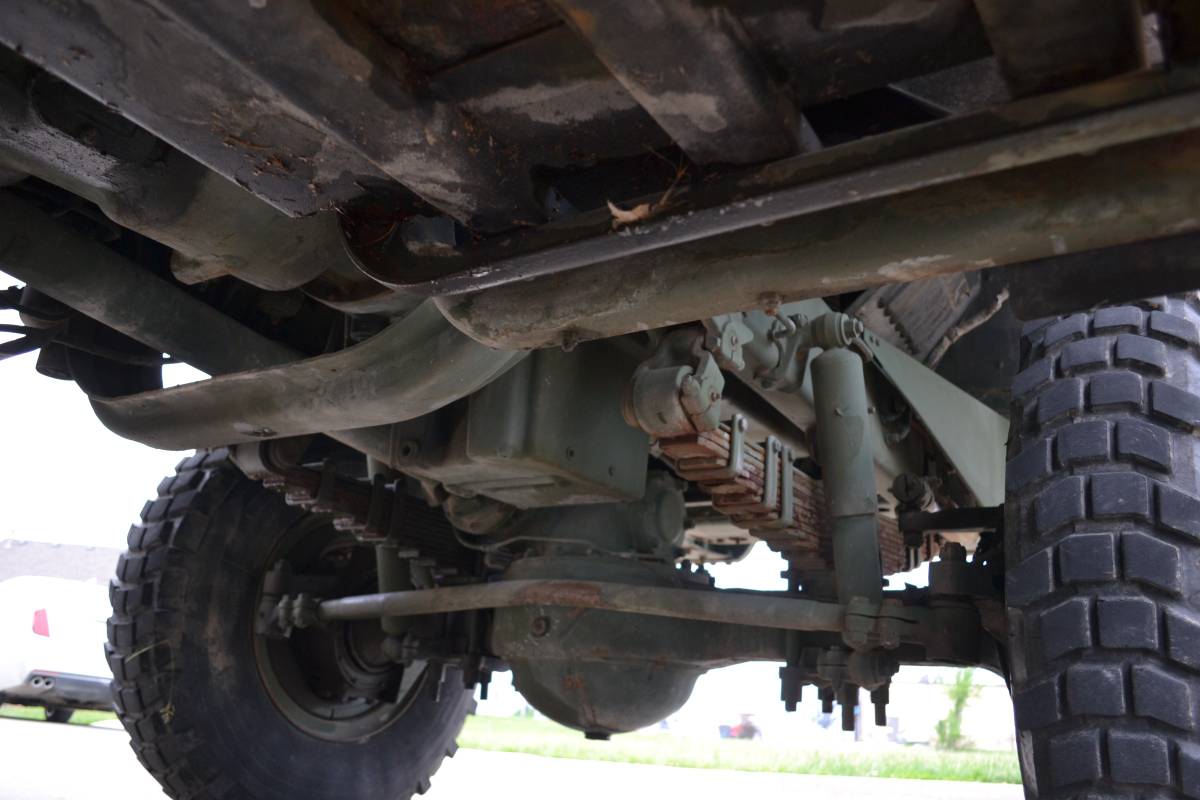 M813a-6x5-diesel-1982-green-7
