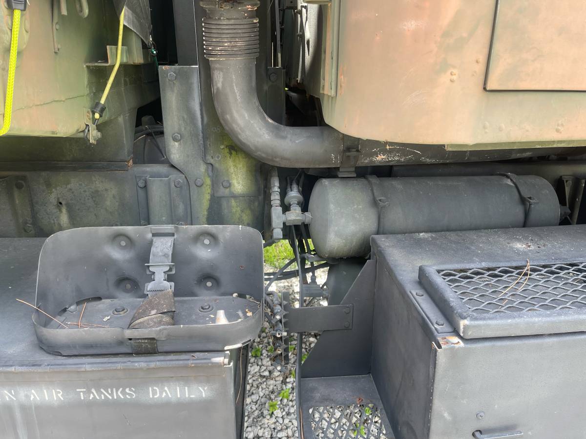 M923a1-diesel-1985-green-15