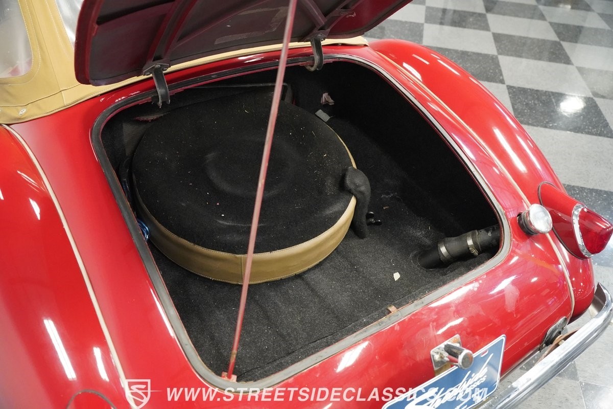 MG-MGA-1958-Convertible-27