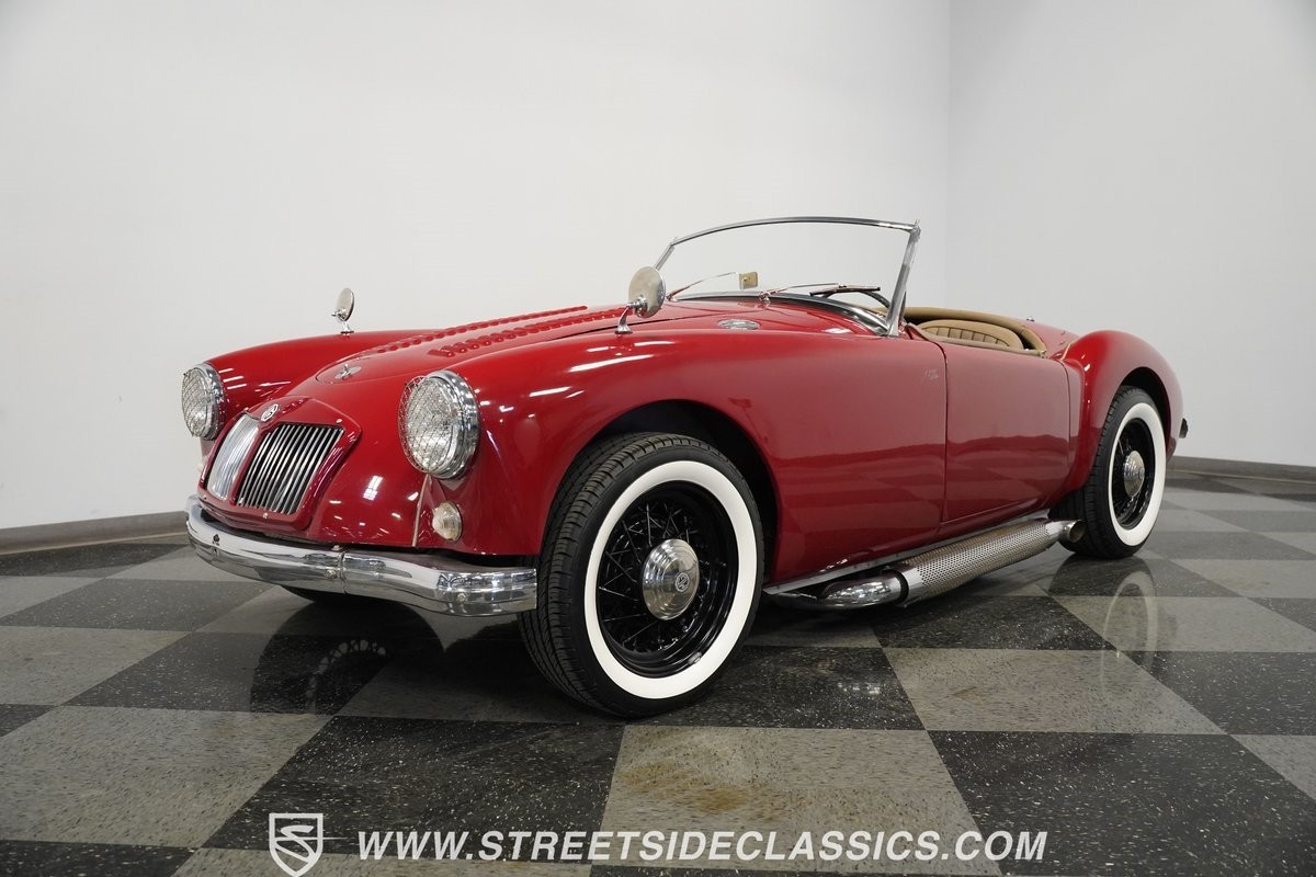 MG-MGA-1958-Convertible-8
