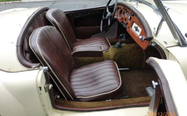MG-MGA-1960-Convertible-16