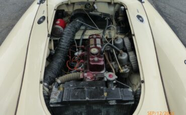 MG-MGA-1960-Convertible-17