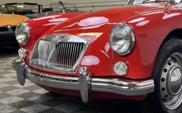 MG-MGA-1962-Convertible-4