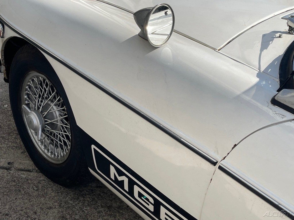 MG-MGB-1963-Convertible-13