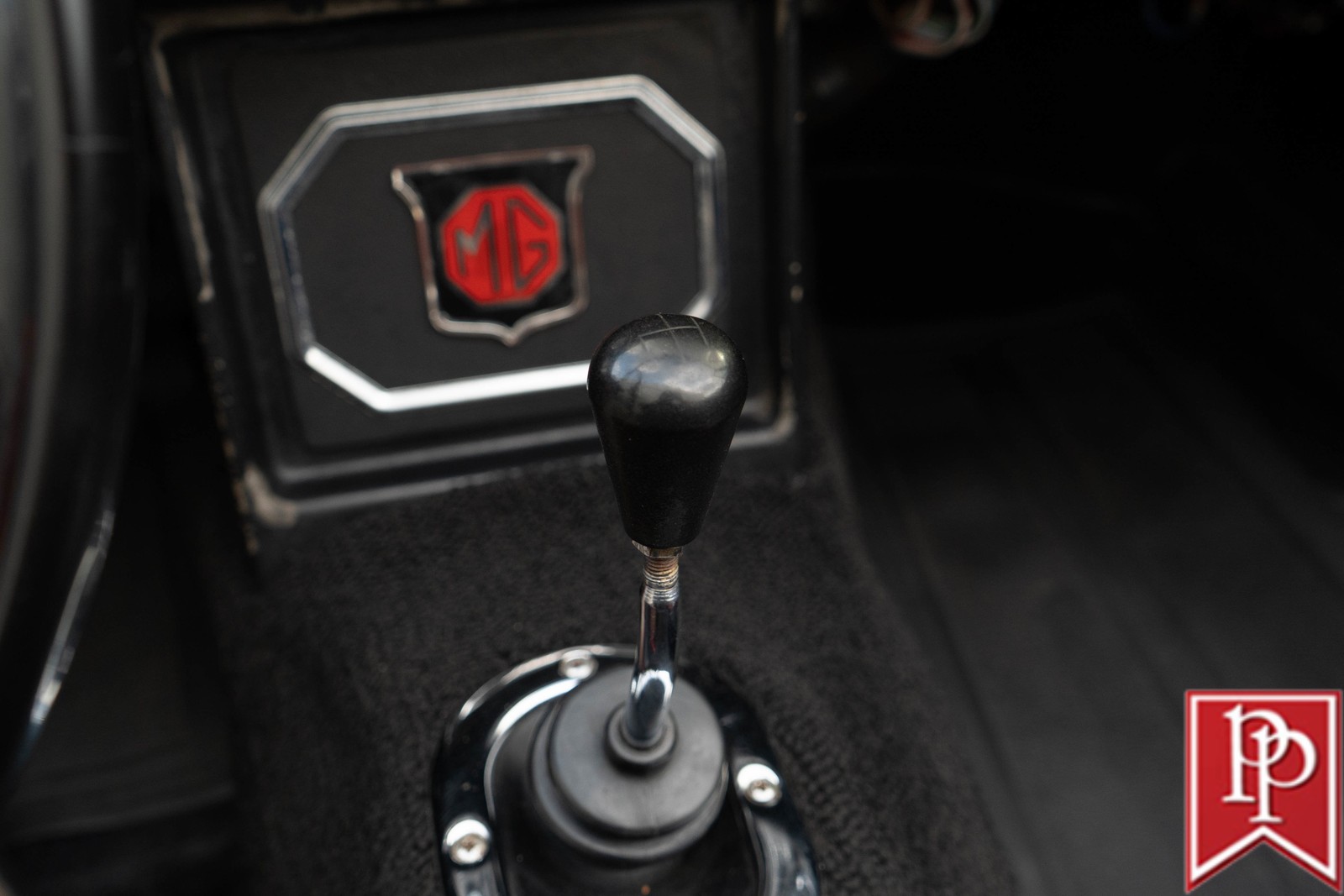 MG-MGB-1965-Roadster-16