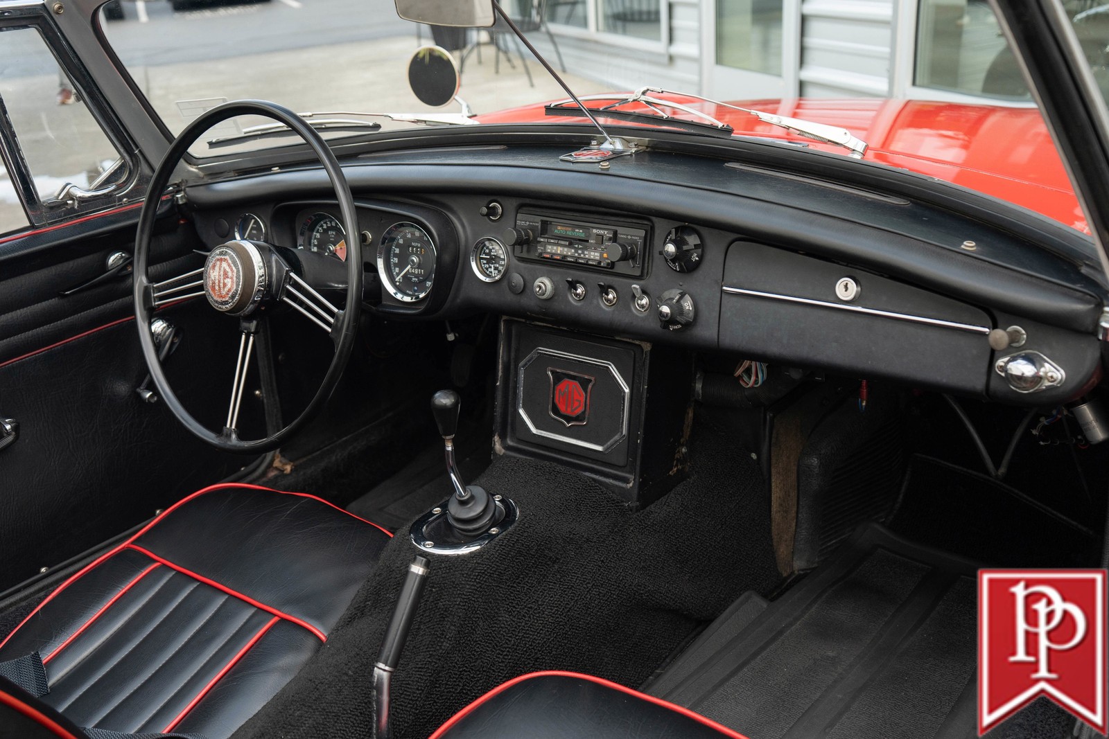 MG-MGB-1965-Roadster-19