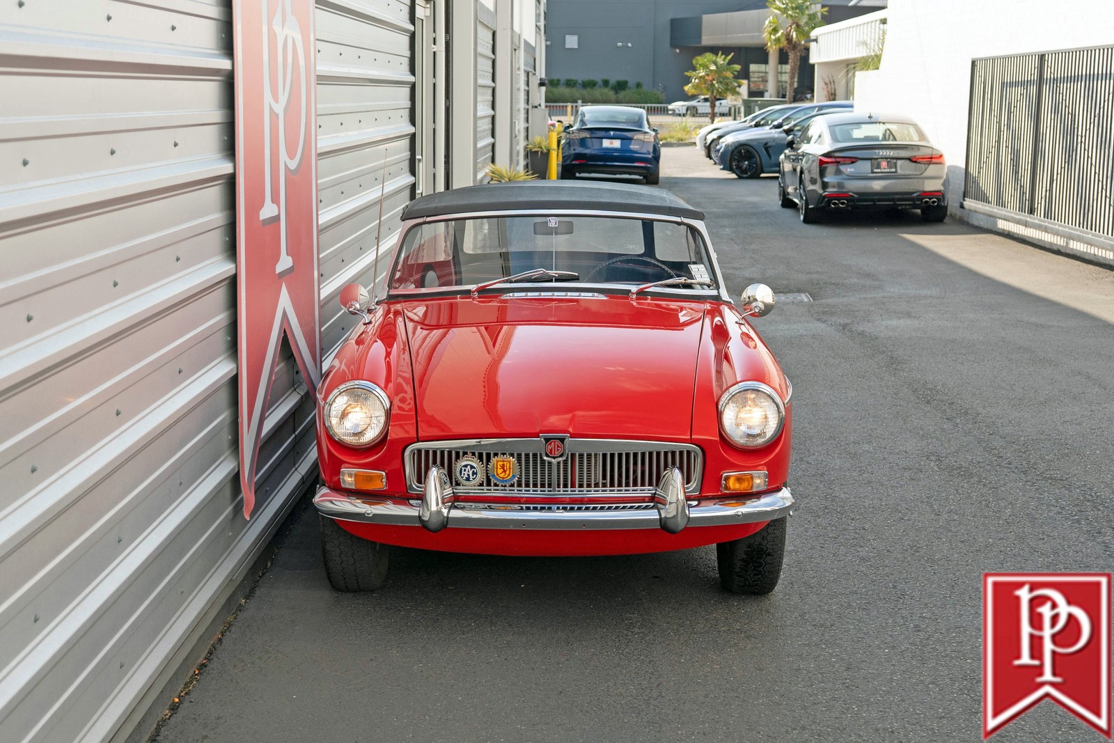 MG-MGB-1965-Roadster-25