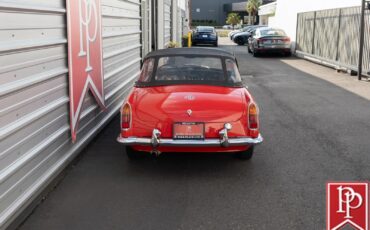 MG-MGB-1965-Roadster-28