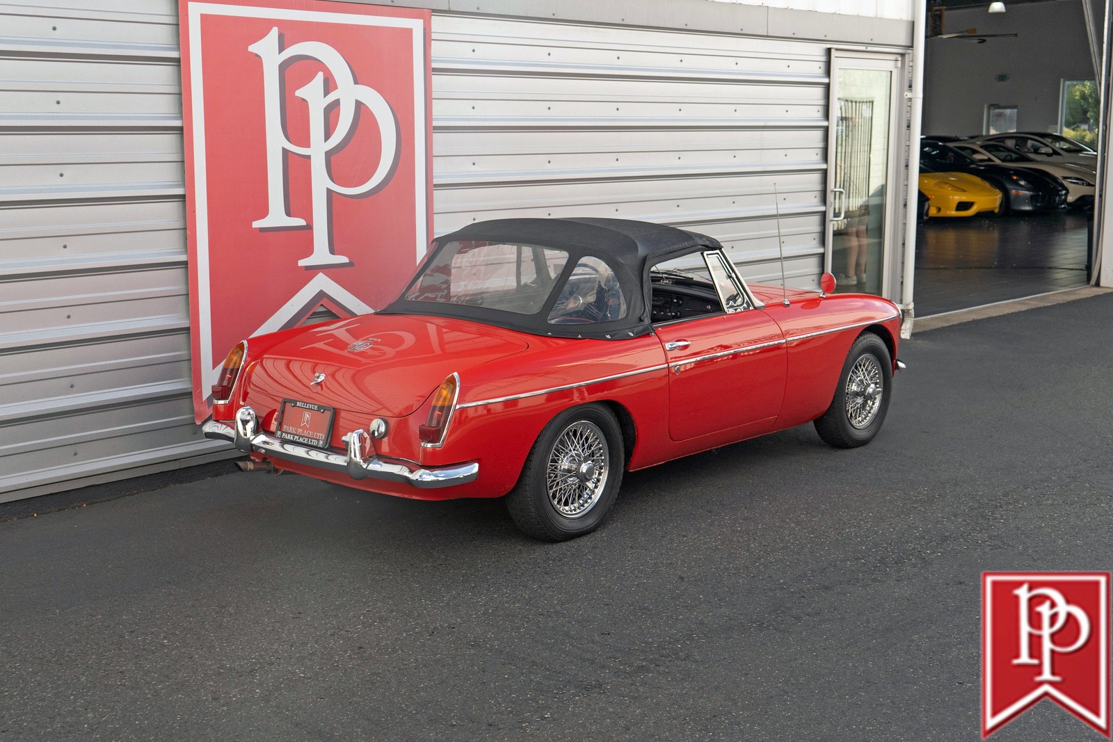MG-MGB-1965-Roadster-29