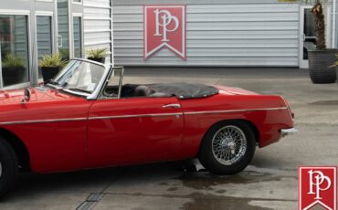MG-MGB-1965-Roadster-3