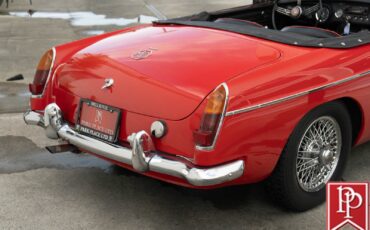 MG-MGB-1965-Roadster-4