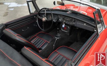 MG-MGB-1965-Roadster-5