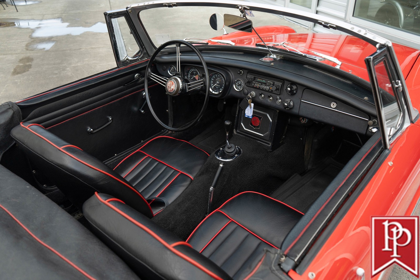 MG-MGB-1965-Roadster-5