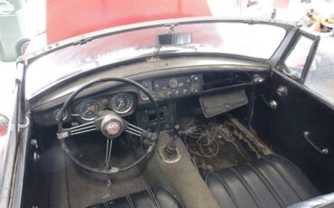 MG-MGB-1967-Convertible-13