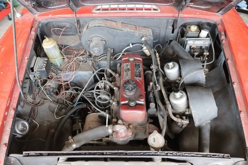 MG-MGB-1967-Convertible-16