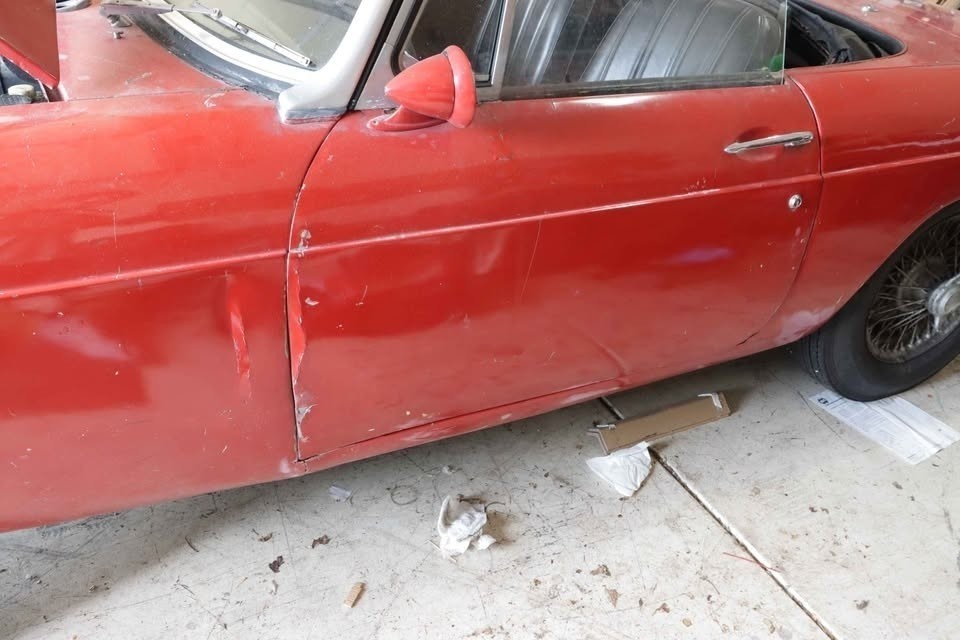 MG-MGB-1967-Convertible-5