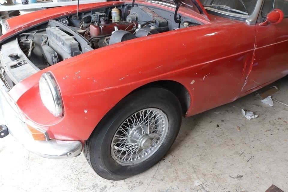 MG-MGB-1967-Convertible-6