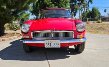 MG-MGB-1967-Hatchback-1