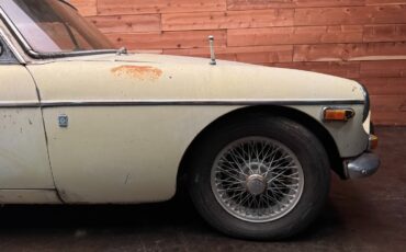MG-MGB-1970-10