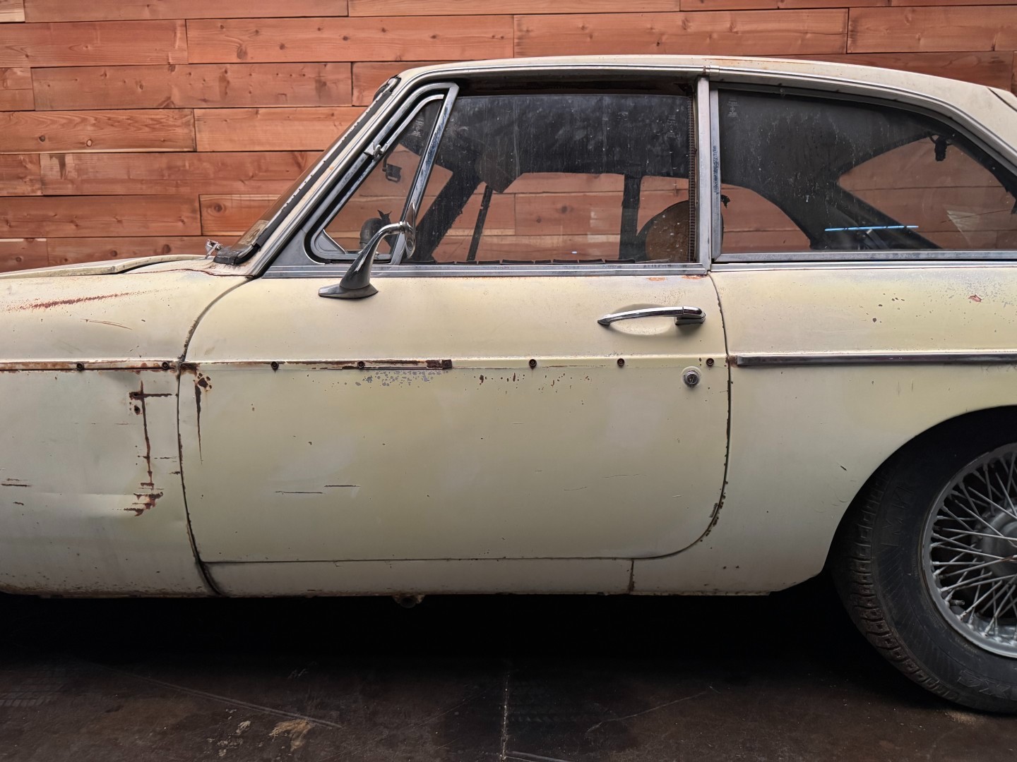 MG-MGB-1970-12