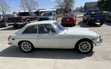 MG-MGB-1970-3