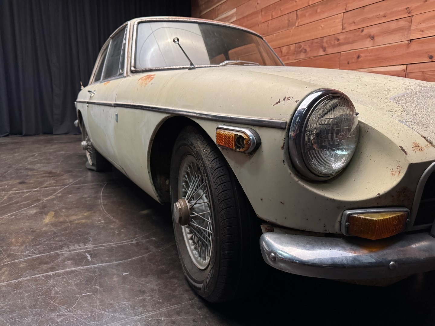 MG-MGB-1970-5
