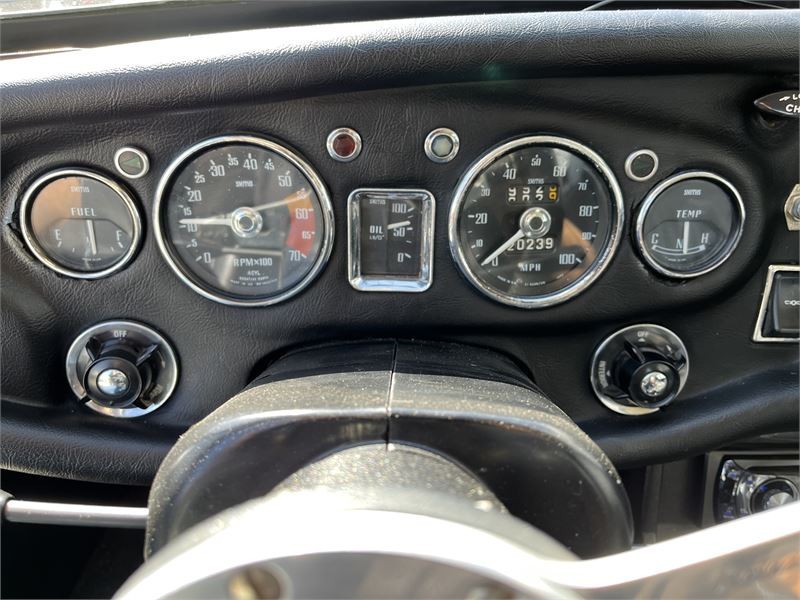 MG-MGB-1970-9