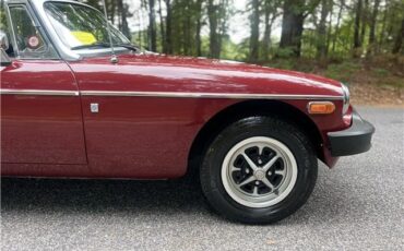 MG-MGB-1974-10