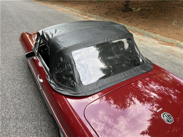 MG-MGB-1974-23