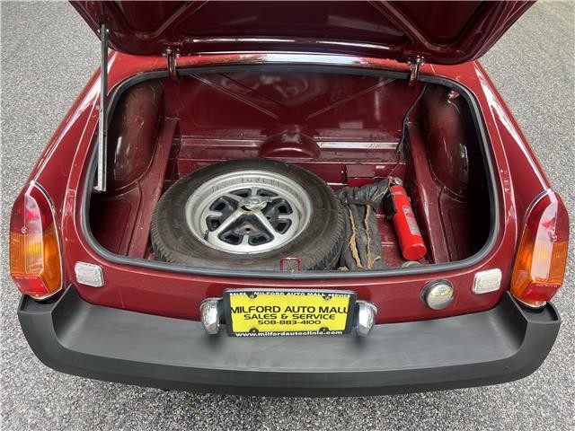 MG-MGB-1974-33