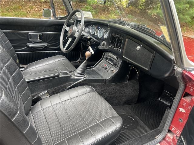 MG-MGB-1974-38