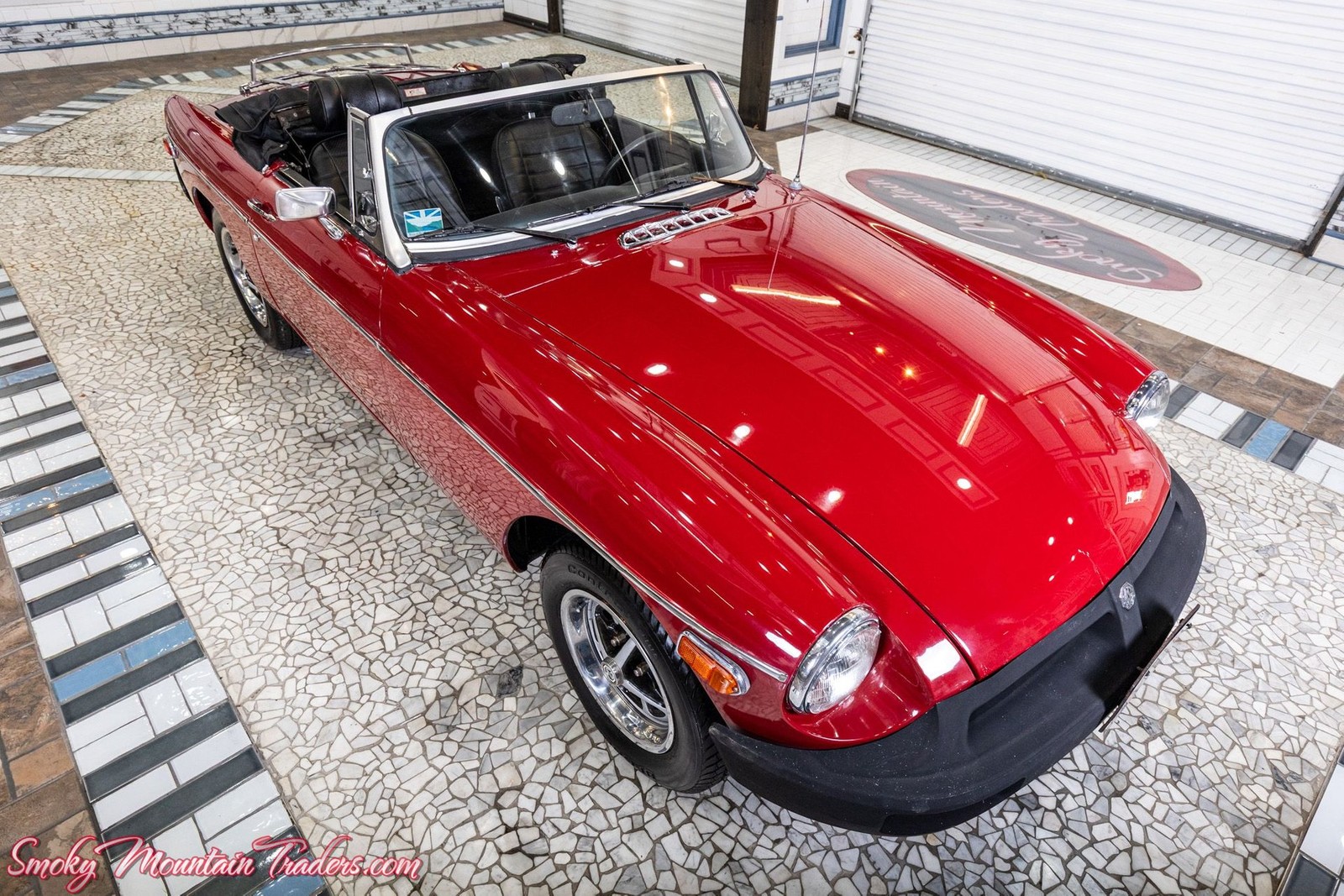 MG-MGB-1977-10